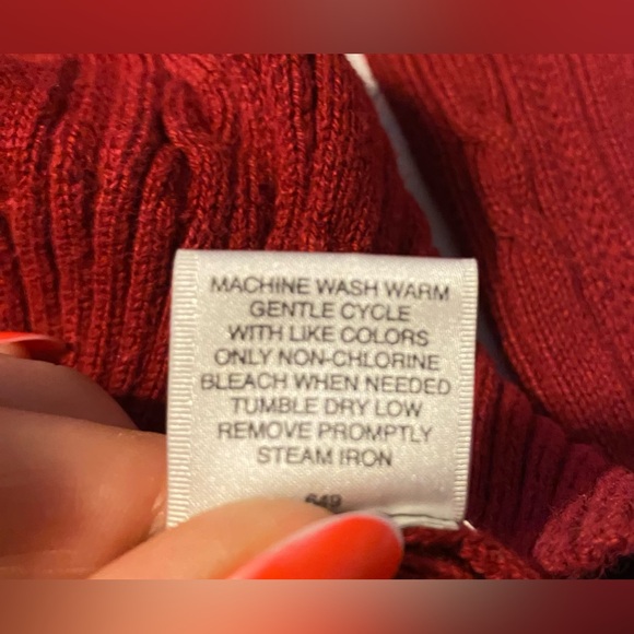 Men’s Van Heusen medium knitted sweater - Picture 5 of 7